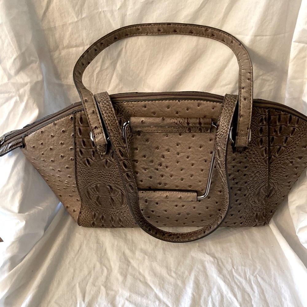 EUC. Gray Allagator Printed Bag